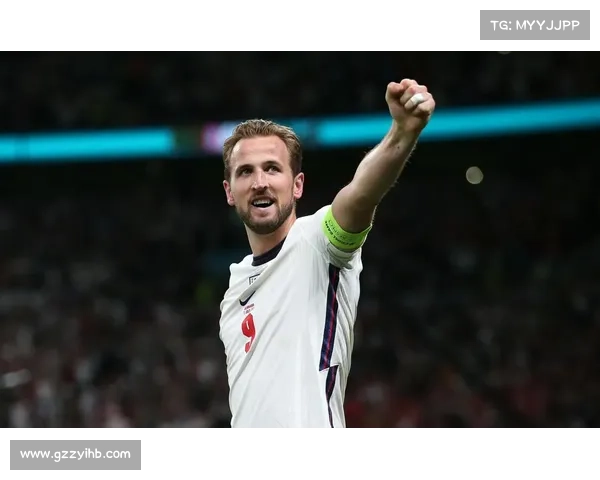 如何通过刻苦训练与心态调整成功进入国家队 凯恩的成长经验分享